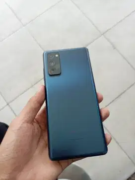 Samsung S20 FE 8+8/256