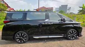 Toyota Alphard 2024 Hybrid