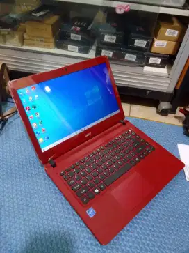 Laptop Acer ES1-432