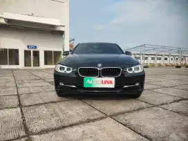 BMW 320i Sport 2015/14