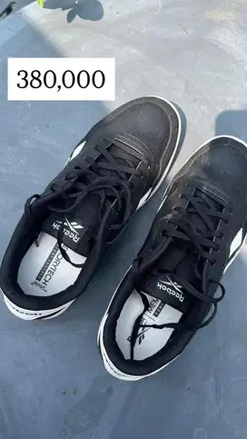 Reebok court advance