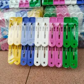 100 Pcs Jepit Jemuran / Penjepit Jemuran Plastik