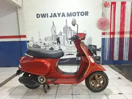 Vespa piaggio s 125 th 2019