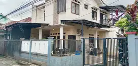 Jual rumah 2 lantai, Jl. Mandor Basir, Beji, Depok