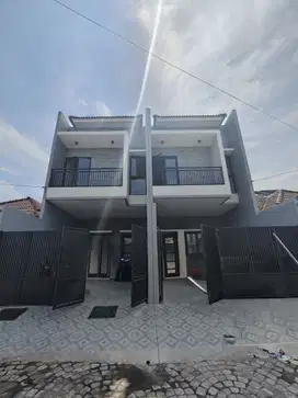 Rumah nirwana  eksekutif baru gress  3 menit ke raya merr