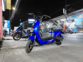 BELI SEPEDA LISTRIK AGATHOS AE330 GR SEKARANG! DAPATKAN PERBEDAANNYA