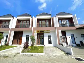 Dijual Villa 2 Tingkat di Komplek Karya Ville Jalan Eka Surya - Medan