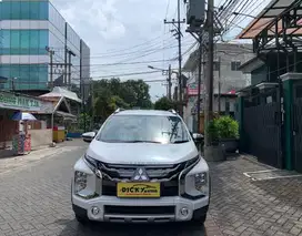 xpander cross 2021 premium