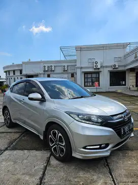 Honda HRV 1.8 Prestige AT (Automatic) 2015 Silver (Tdp 7jt) (Free BBN)