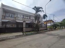 Dijual Rumah Semi Furnishe Dharmahusada Indah Barat Surabaya Timur