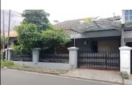 Rumah Luas & Strategis di Pondok Kelapa – Akses 3 Mobil, Harga 2,7 M