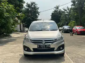 Suzuki ertiga gl manual 2015,Dp 5 juta,istimewa