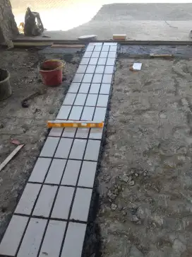 Jasa pasang keramik dan geranit