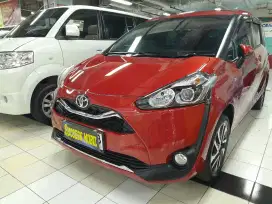 Toyota Sienta V 2020 Merah Automatic
