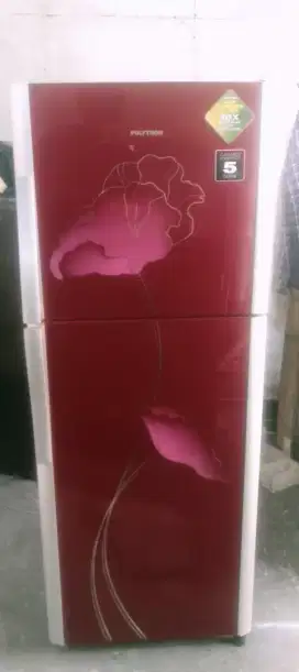 KULKAS 2 PINTU MEREK POLYTRON