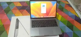 Macbook Pro 2017 full set