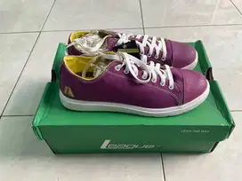 Sepatu League size 41