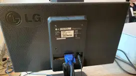 Monitor bekas merk LG 16'