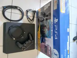 PS4 SLIM 1 TB + BONUS GAME DIGITAL