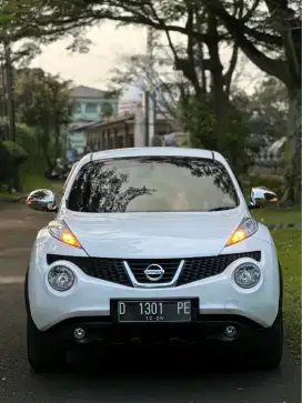 KM68rb!JUKE RX 1.5 MATIC 2011 PUTIH