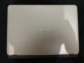 Laptop ASUS VIVOBOOK 14 X407U X407UA Intel I3 gen 6 4GB ssd 128GB 1TB