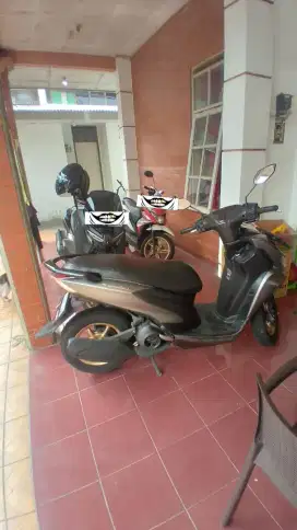 Yamaha freego S warna silver THN 2019