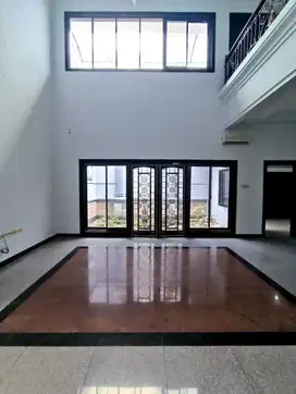 Rumah Klasik Pakuwon City Taman Mutiara