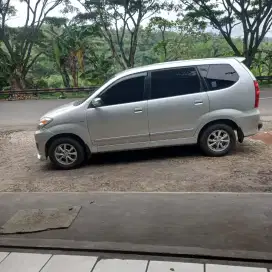 Avanza 2010 G manual