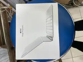 Magic keyboard ipad pro M4 only