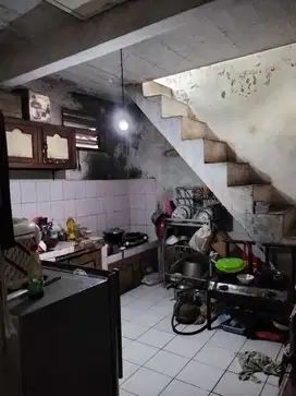 Di Sewa Rumah 2 Lantai Posisi Di Dalam Margahayu Raya