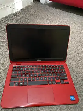 Laptop Dell Merah 11 Inci