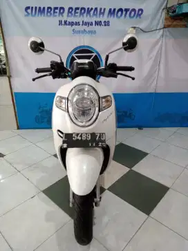 Honda scoopy tahun 2020