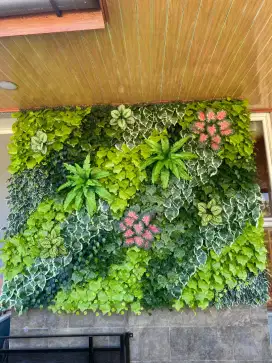 Vertical Garden Artificial Sintetis - Hiasan Dinding Artificial