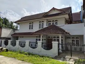 Dijual Rumah Di Billymoon Kalimalang Pondok Kelapa (EY)