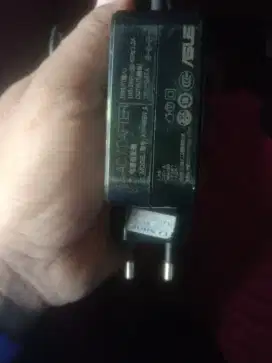 Adaptor/charger laptop  asus X205ta