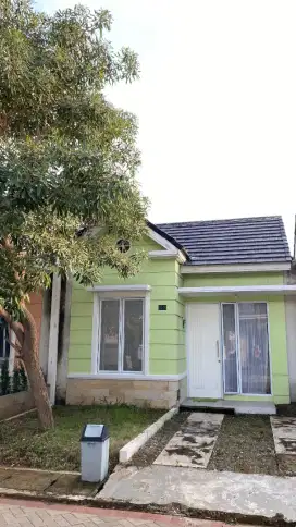 Dijual Rumah di Cluster Aston Britania Bekasi