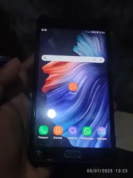 Samsung C9 pro, Ram 6gb, internal 64gb Batangan