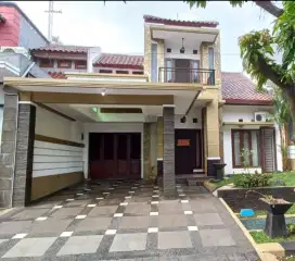 Dijual/Disewakan RUMAH PESONA KHAYANGAN