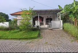Rumah Kelurahan Banyu Urip Kec Kedamean Kab Gresik