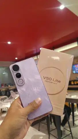 Promo Vivo V50 Lite Free Case Premium + Voucher 100k