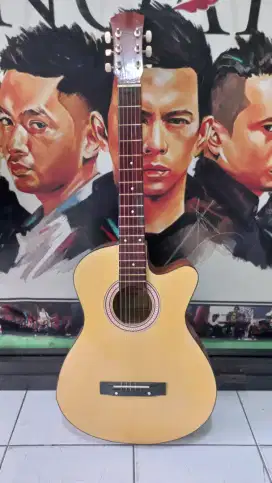 gitar taylor string pemula kondisi normal