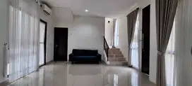 FOR RENT : Modern Home in Premium location : Mozia Aure BSD City