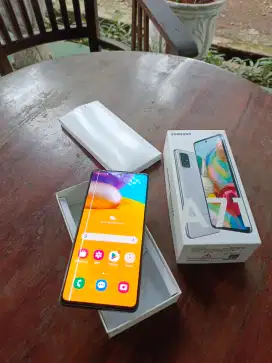 Samsung A71 8/128 minus layar garis 1 aja lainya nominus hrg NETTTT