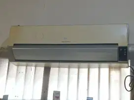 Di jual AC 1/2pk Sharp
