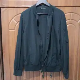 Jaket Zara Men Size M Hitam New Zara Bomber Jaket pria keren mewah