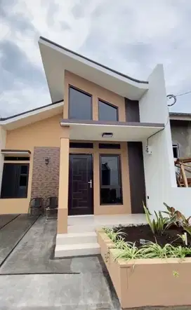 Rumah gress cihanjuang dekat ke pemkot