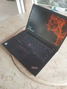 Thinkpad T490S Slim CI7 gen 8 16/512