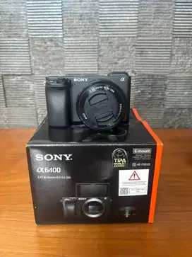 sony a6400 + lensa kit. mulus sc rendah