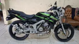 Kawasaki Ninja R LE 2015 Lengkap A/n Pertama Pajak Hidup