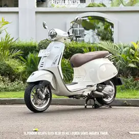 JUAL CEPET VESPA PRIMAVERA 150 IGET ABS LED Tahun 2019 WARNA PUTIH